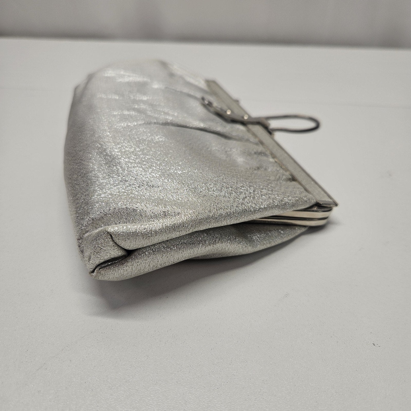 Vintage 50s 60s Retro Mod Silver Metallic Evening Bag Purse Clutch Chain Handle