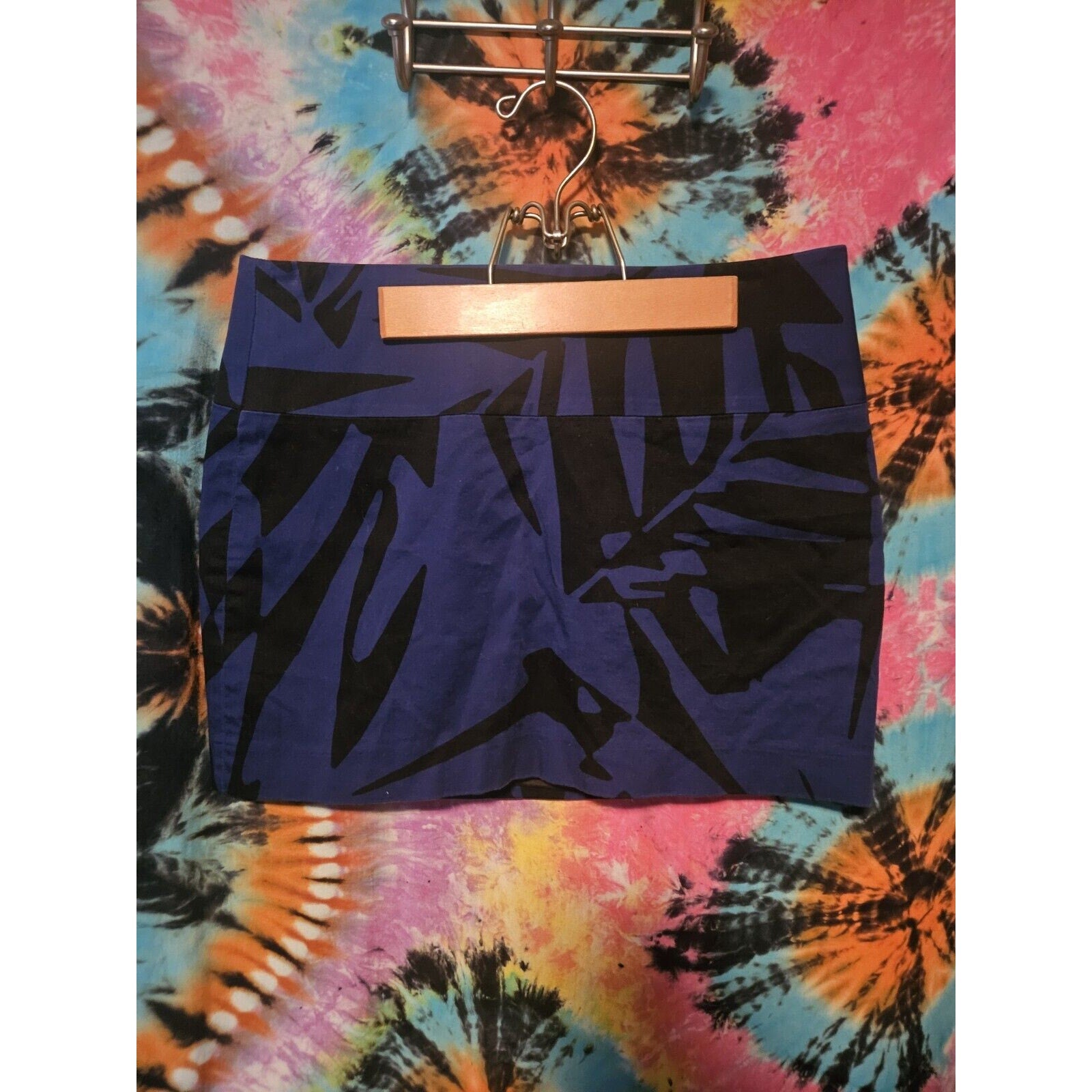 Express Design Studio Geo Pattern Skirt Womens Sz 6 Blue w Black Print Y2K