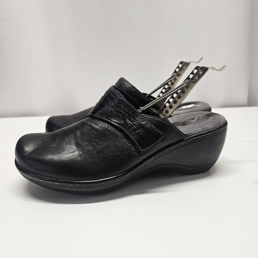 Womens Shoes SOFTWALK Black Leather Slip On Clogs Wedge 9.5 Comfort
