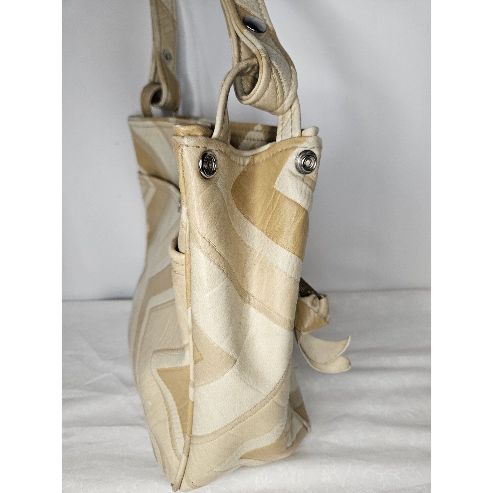 Vintage 70s Handmade Cream Tan Leather Tote Handbag Purse Shoulder Bag Chevron