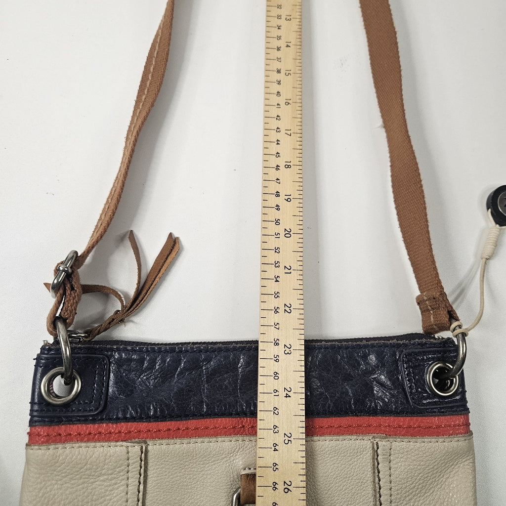 The Sak Pebbled Leather Crossbody Shoulder Handbag Webbed Strap Beige Kendra