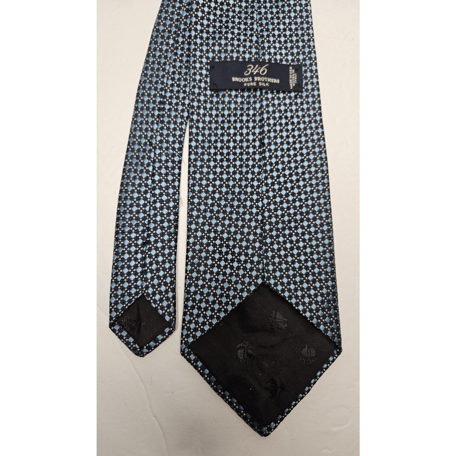 VTG Brooks Brothers 346 Silk Tie Blue Gold Geometric 3.5” x 58” Made in USA