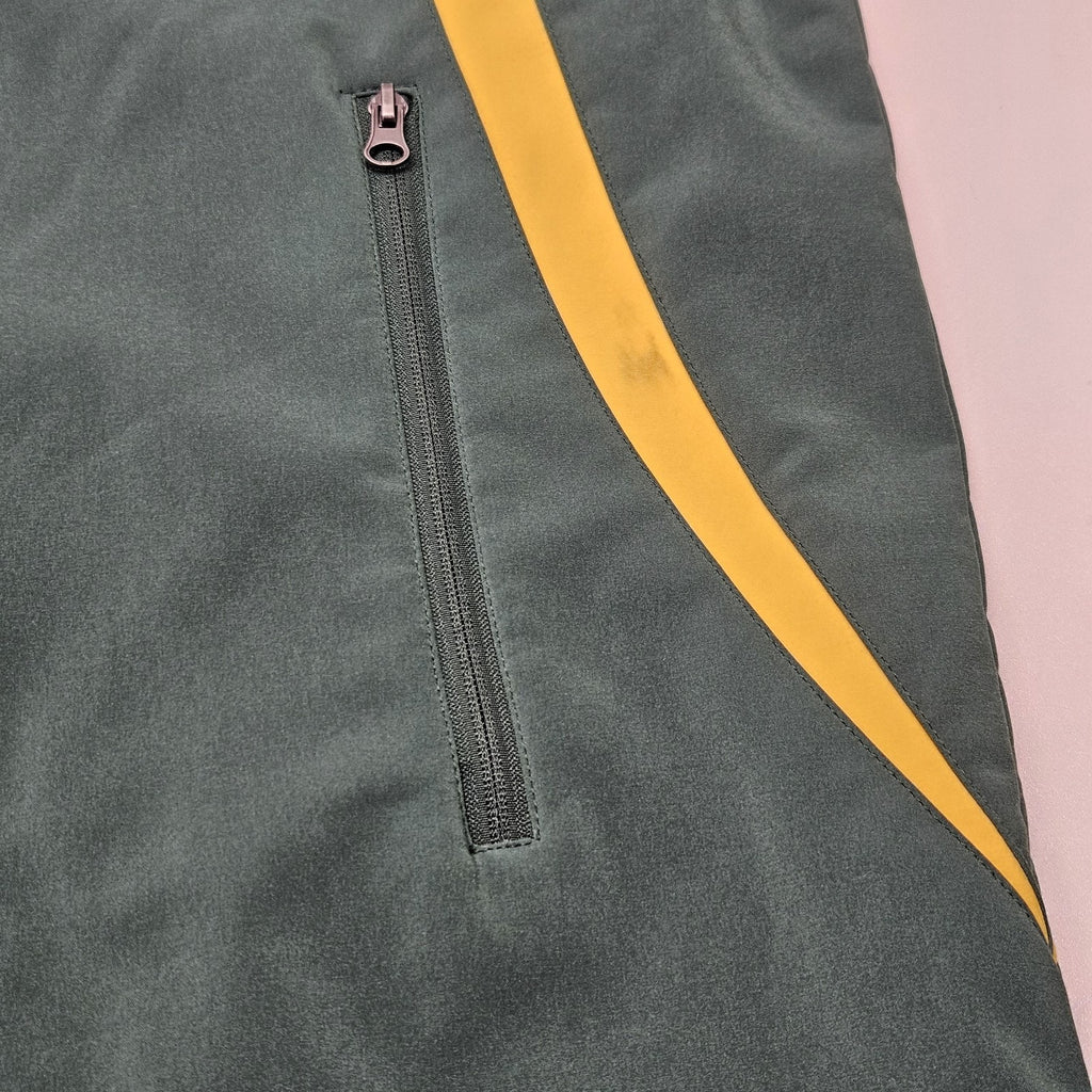 Green Bay Packers NFL Embroidered Football Full Zip Soft Shell Coat Men XXL