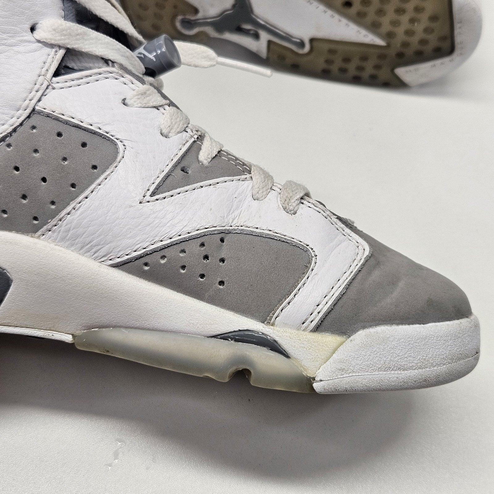 Air Jordan 6 Retro Low Cool Grey Youth Size 4.5M Kids Unisex Nike Streetwear