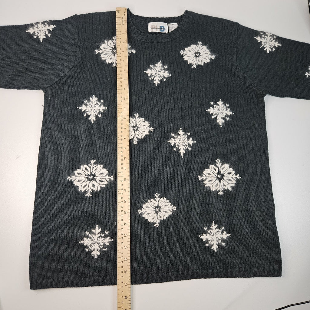 Vintage Beaded Embroidered Snowflake Knit Sweater Medium Holiday Winter