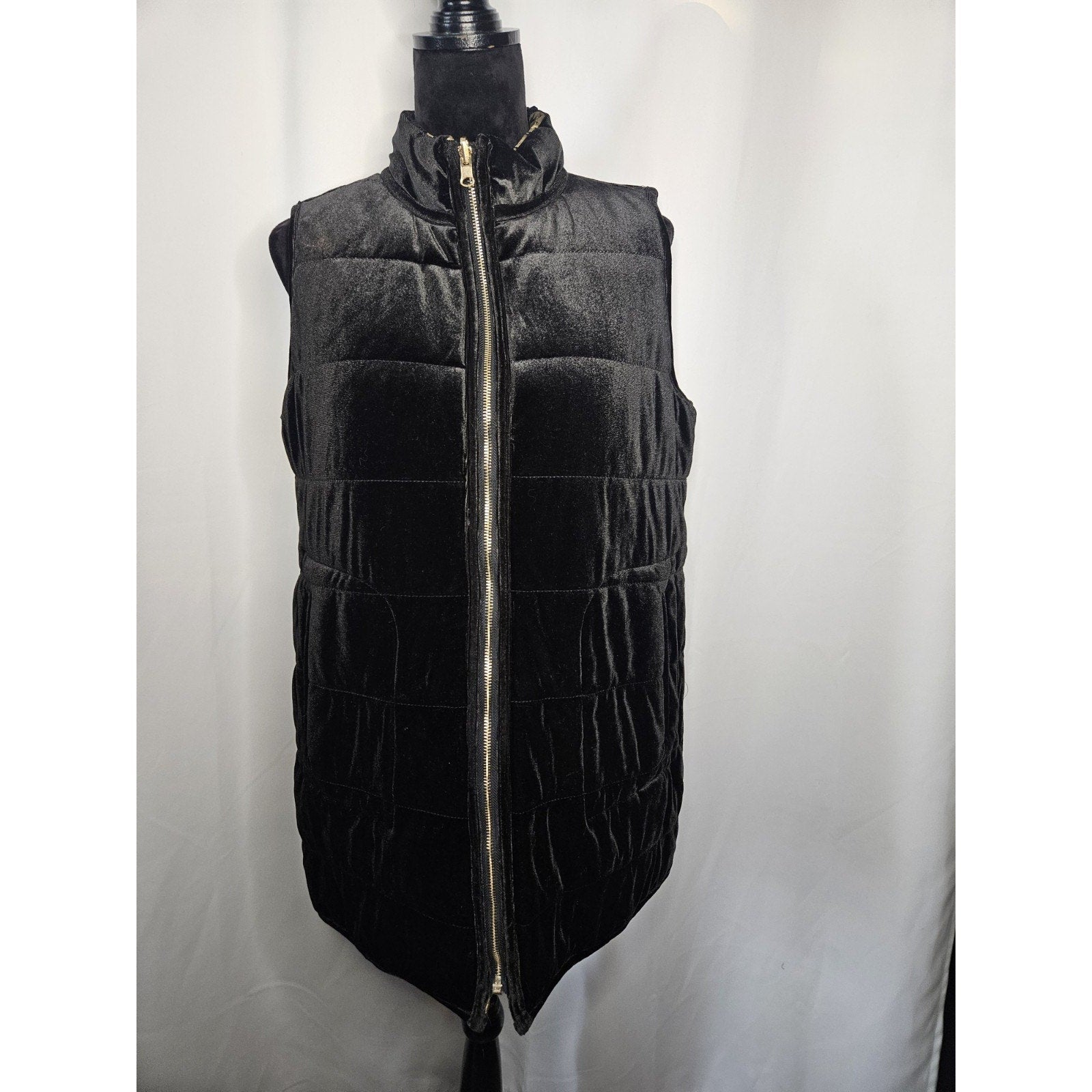 Chico's Reversible Jacquard Vest Gold/Black Zip Front Soft Velvet Inside Large