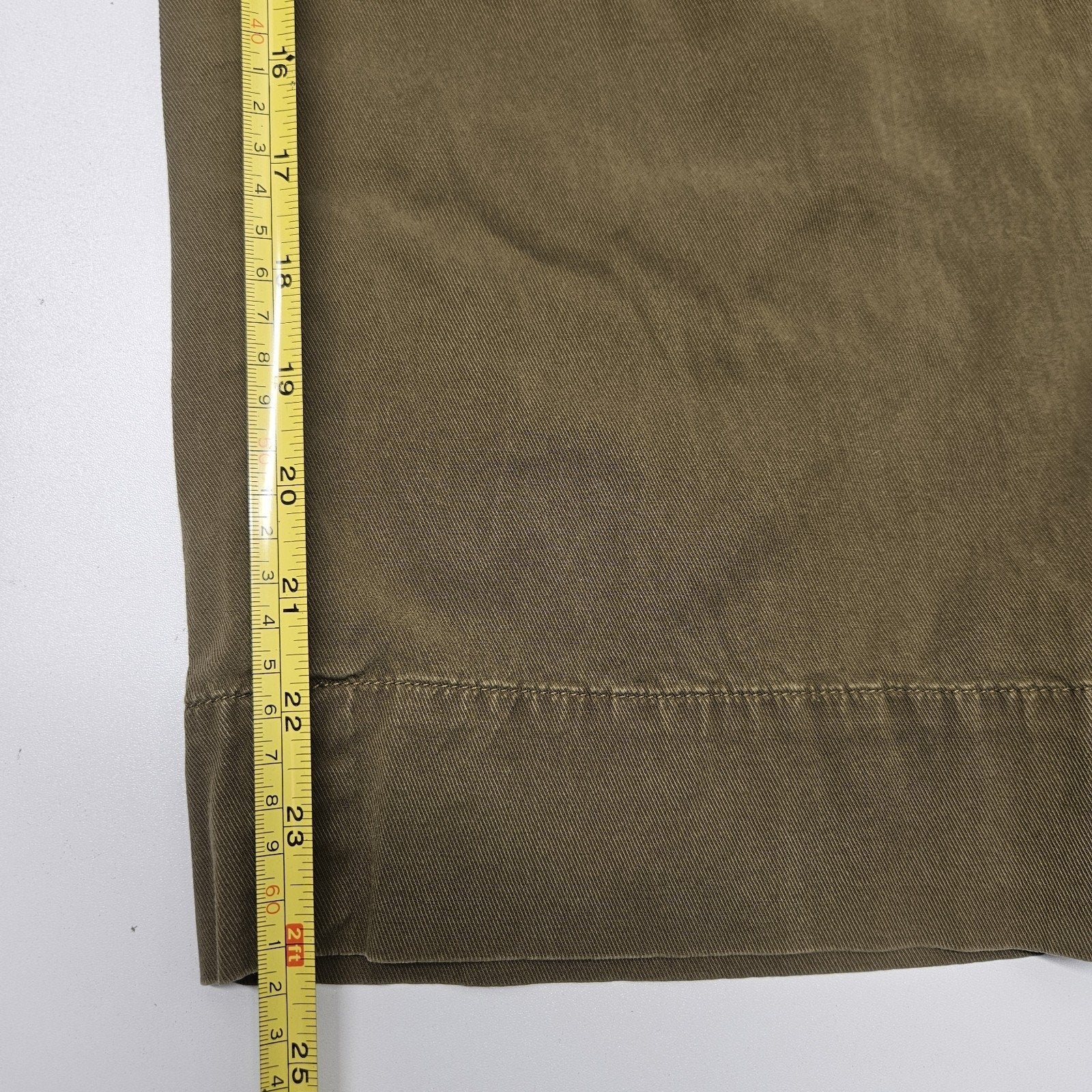 TALBOTS Olive Green Straight Leg Crop Pants size 4 Womens Casual Army Green