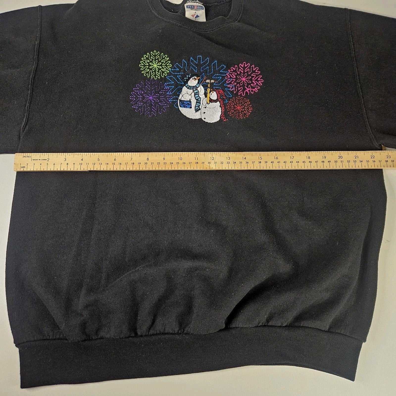 Vintage Christmas Holiday Sweatshirt Adult Large Snowman Winter Black Crewneck