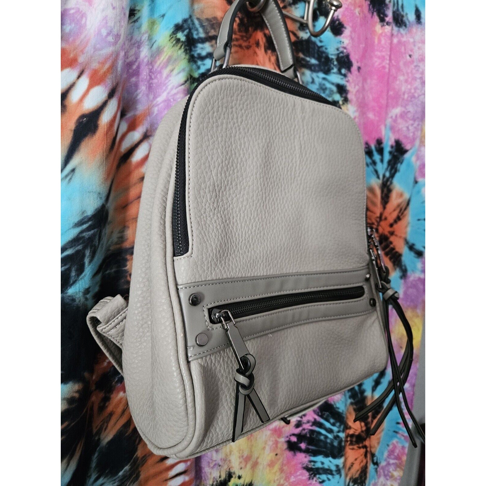 New WO Tags Moda Luxe Gray Mini Backpack Purse
