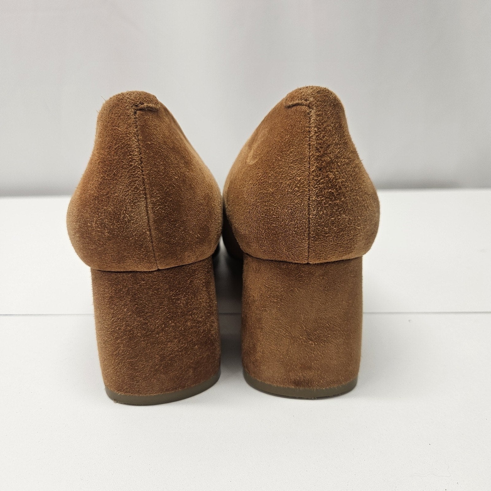 Marc Fisher LTD Tan Suede Abilene Pointy Toe Block Heel Pumps Size 7.5 M