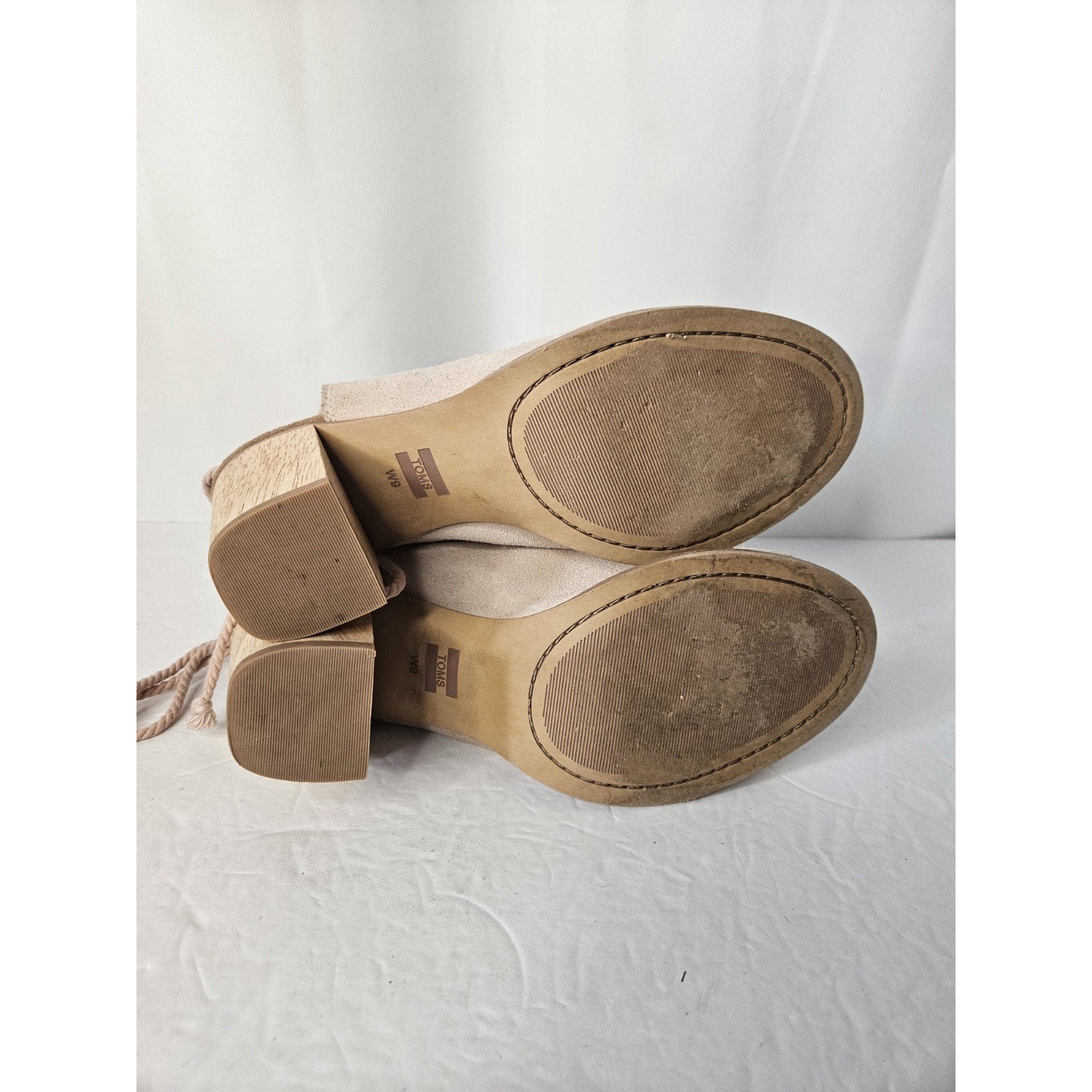 Toms Light Blush Pink Suede Tassel Block Heel Open Toe Booties 9