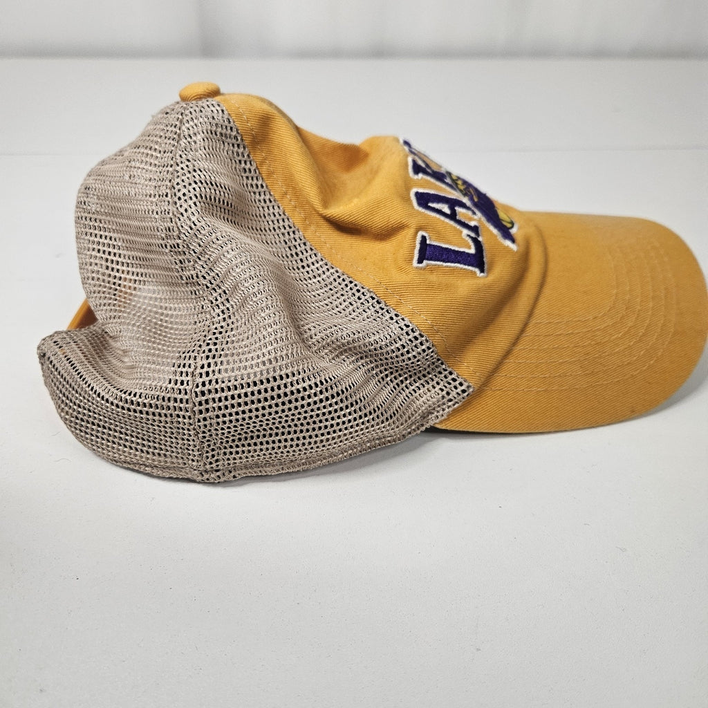 Vintage LA Lakers Yellow With Beige Mesh Snapback Hat Cap Fan Favorite Trucker
