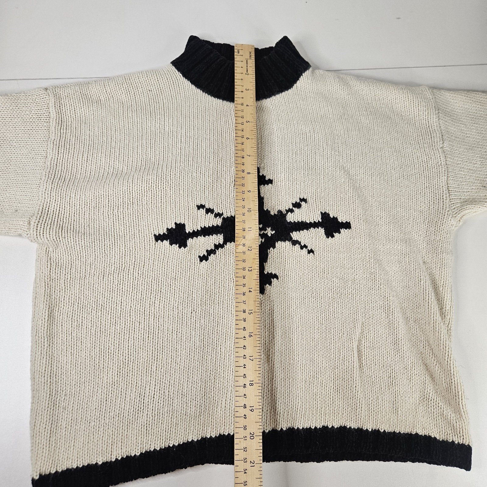 Marsh Landing Hand Knitted Wool Blend Sweater Snowflake Heavyweight Women's Med