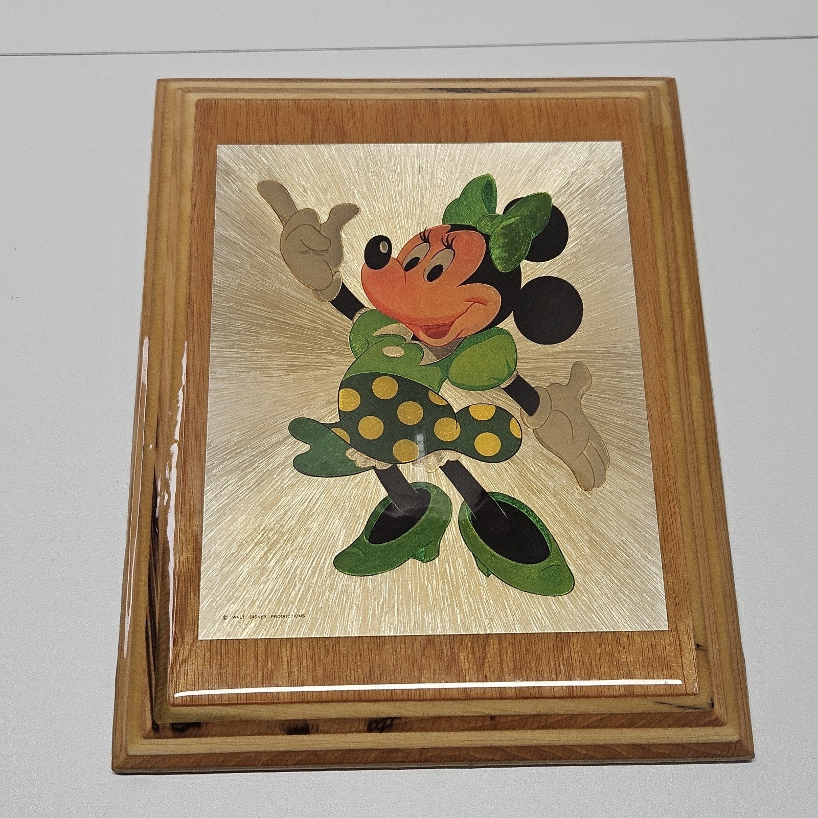 VTG 1980’s Minnie Mouse Wood Foil Art Epoxy Wood Frame Prism Plaque Collectible