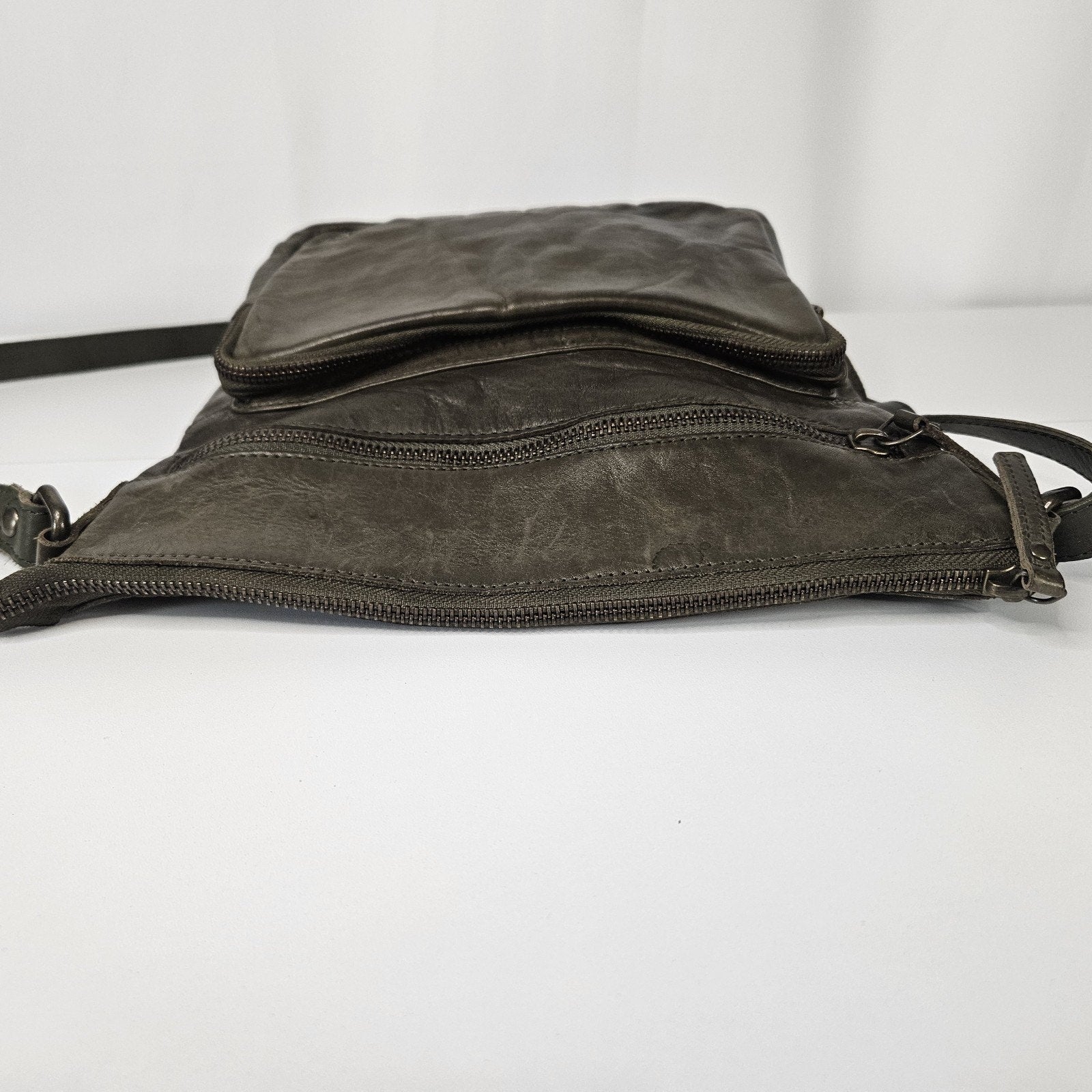 Wise Owl Genuine Leather Crossbody Handbag Purse Olive Green Boho Western