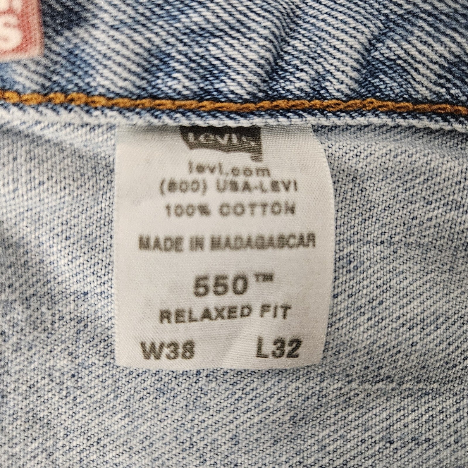 Levi’s 550 Relaxed Fit Y2K Jeans Men’s 38 x 32 Light Blue Wash