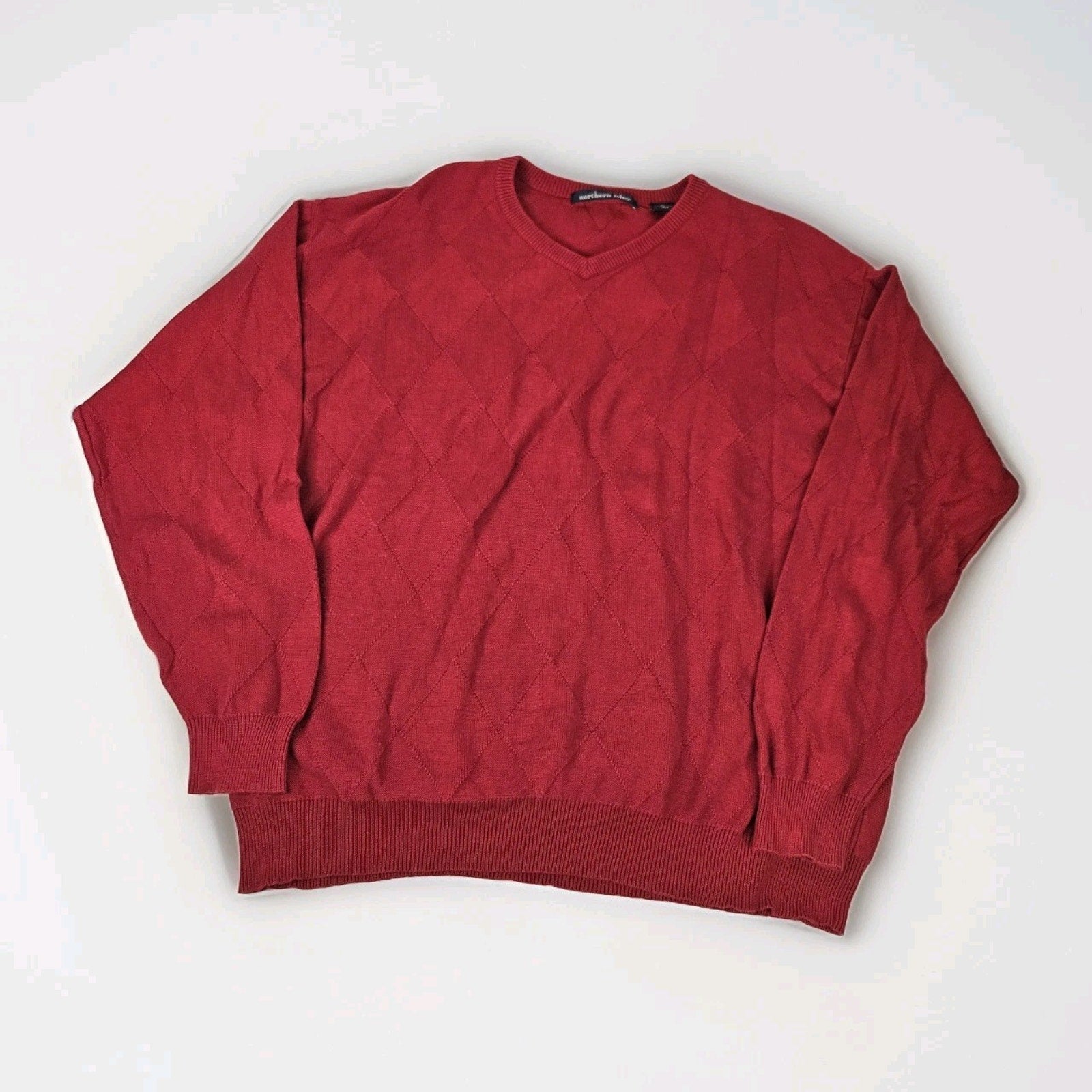 Mens XL Red Diamond Pattern V Neck Aerospun Cotton Pullover Lightweight Sweater