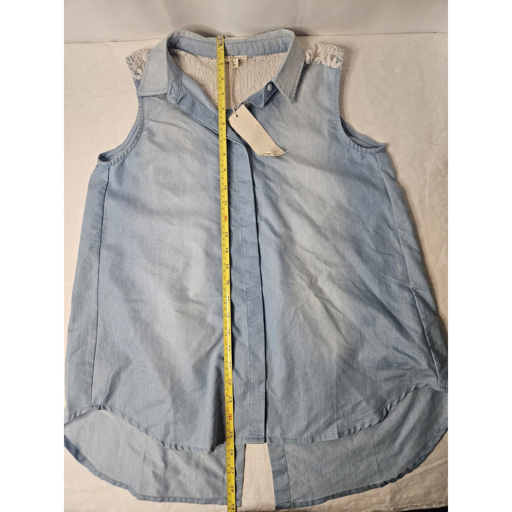 Mystree Chambray & Lace Button Up Shirt Size Small Boho Flowy Coastal NWT