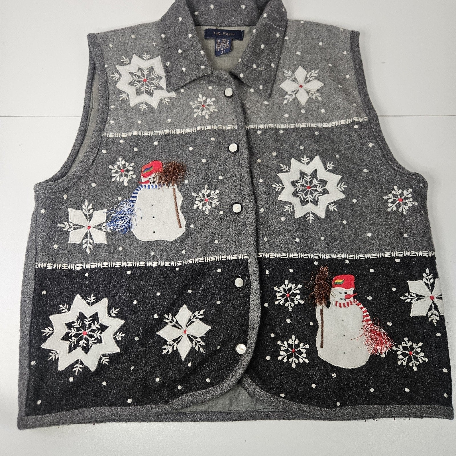 Vtg Wool Blend Vest Gray Large Snowflake Snowman Christmas Cottage Artsy