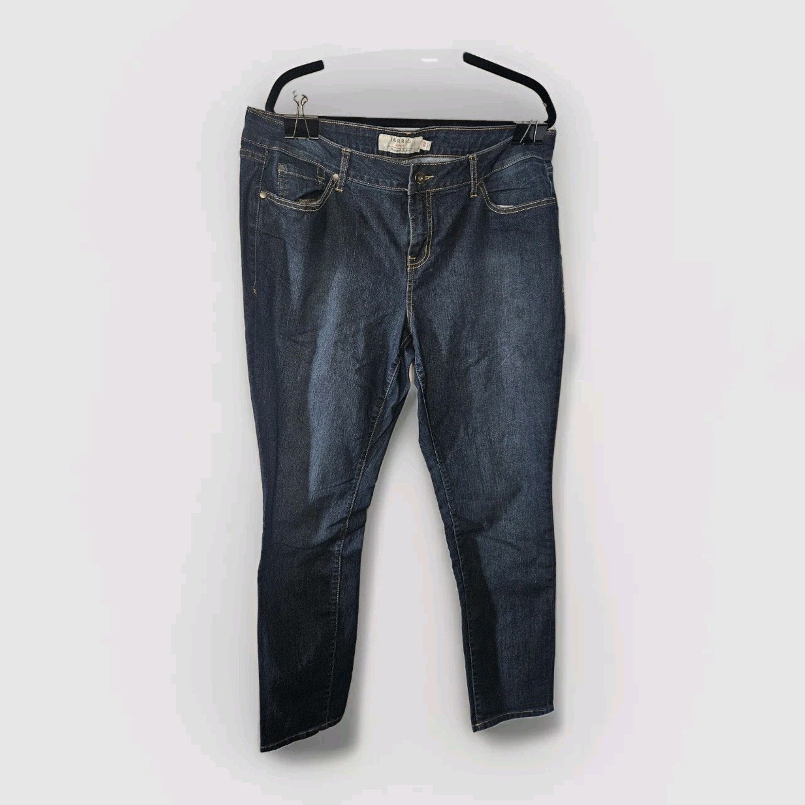 Torrid Womens Denim Jeans Skinny Mid Rise Pants Size 18R Dark Wash Stretch