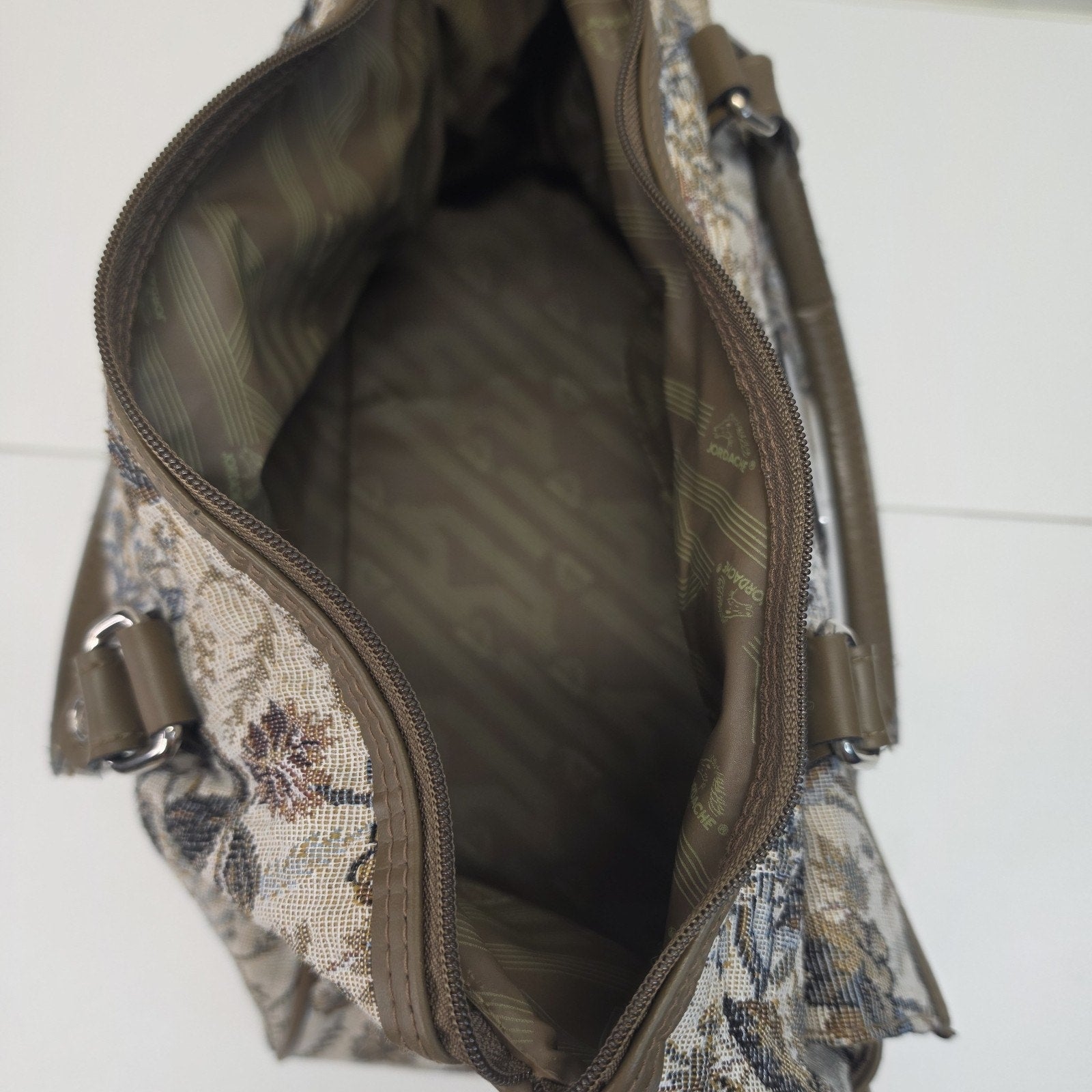 Vintage 90s Jordache Floral Tapestry Zip Shoulder Strap Duffel Travel Bag 14"