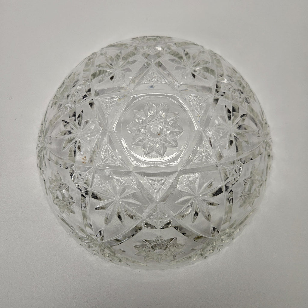 Hocking Crystal Early American Prescut 8 3/4" Serving Bowl