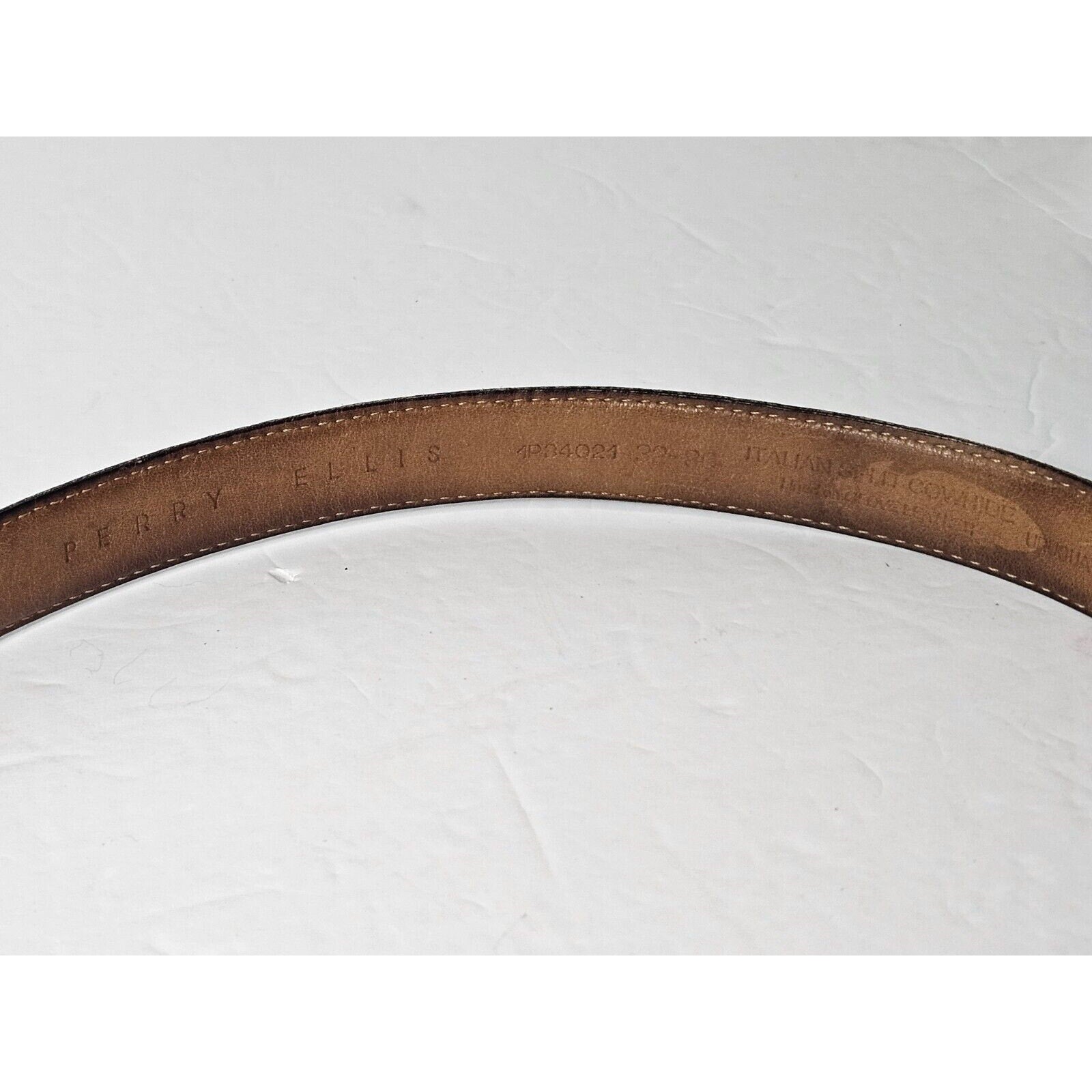 Perry Ellis Texture Italian Cowhide Leather Gold Buckle Belt Large 37" Burgundy