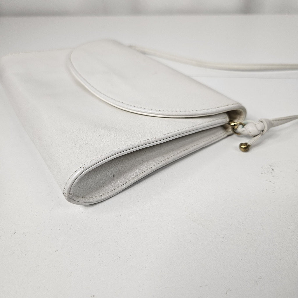 Vintage KORET 100% White Genuine Leather Crossbody Purse-B130 1960s Gold Tone