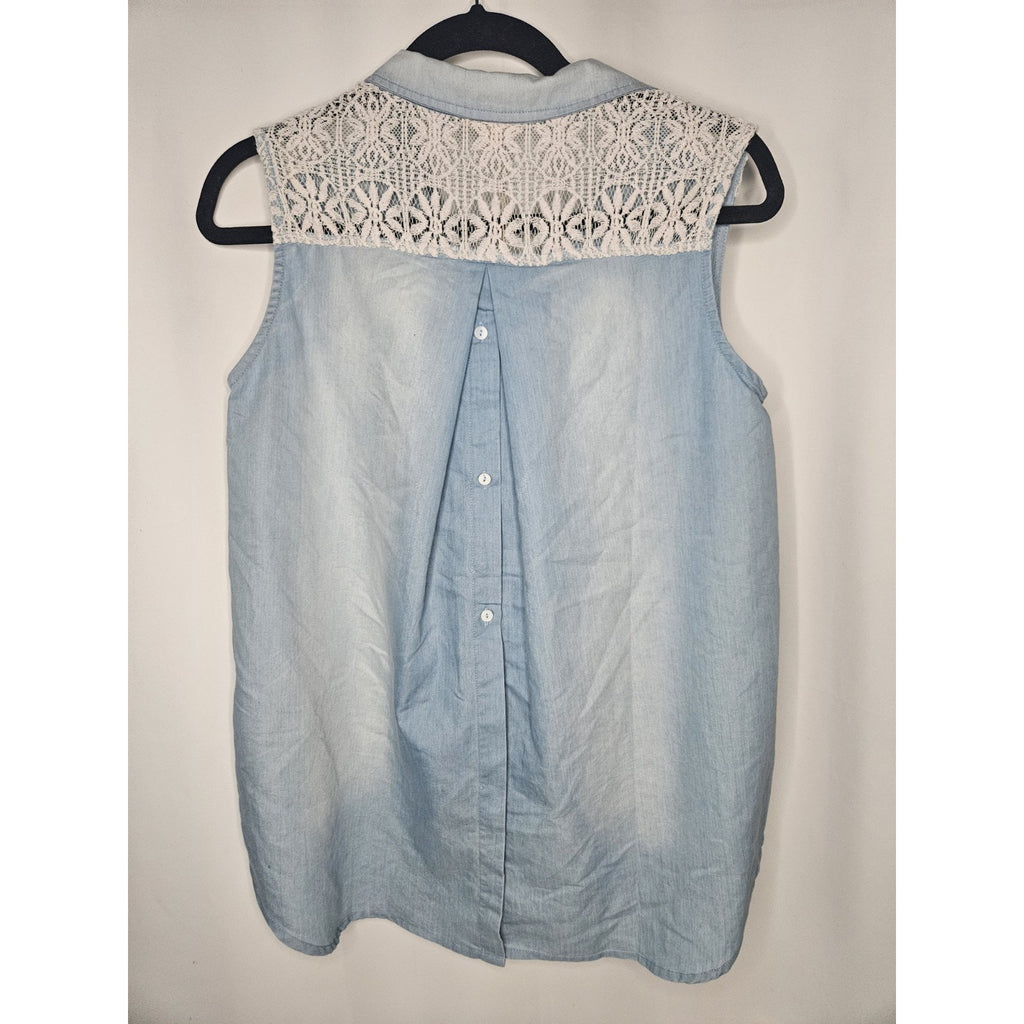 Mystree Chambray & Lace Button Up Shirt Size Small Boho Flowy Coastal NWT