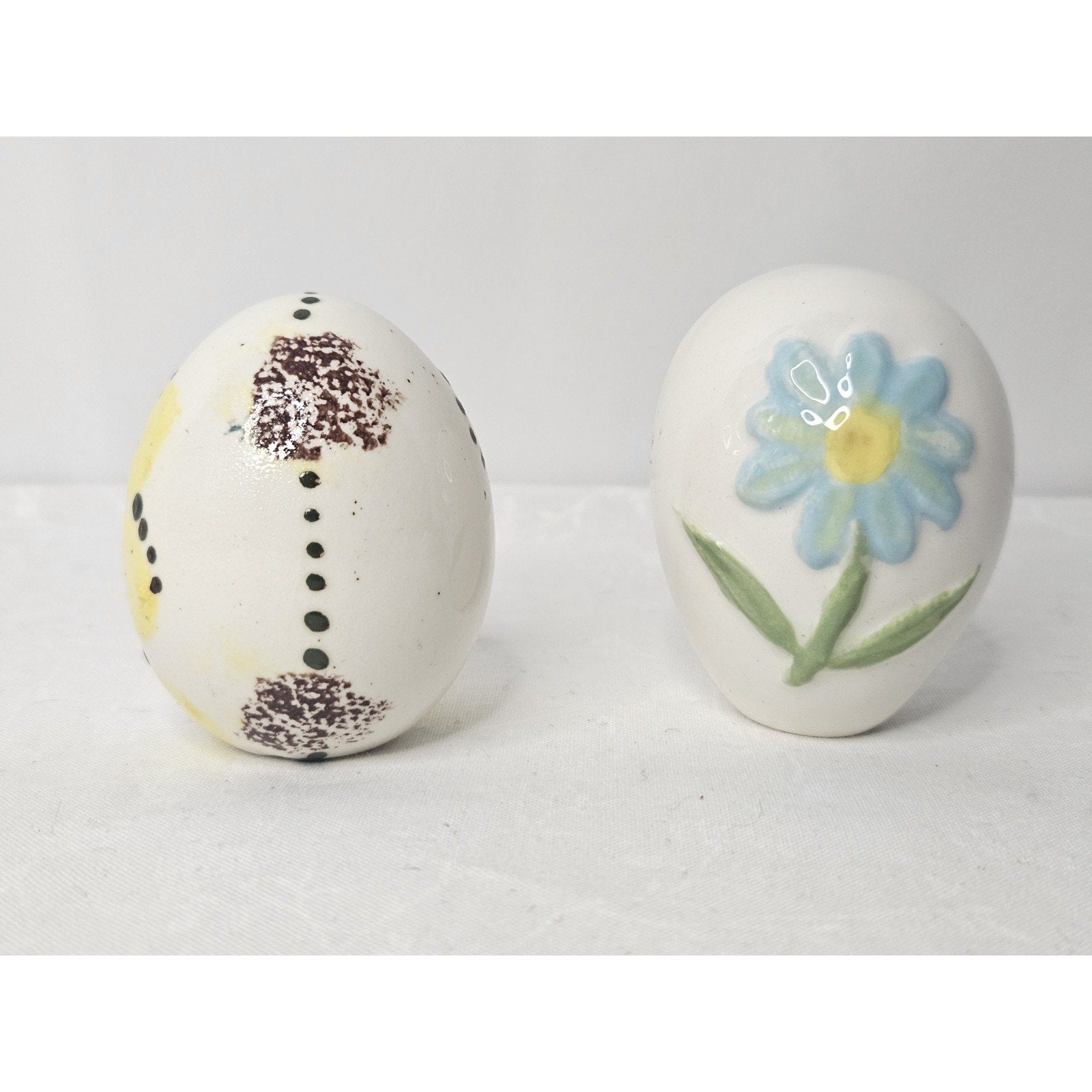 Vintage Painted Ceramic Eggs 2” Tall CCCC Colonial Candle Company 4 PC Set