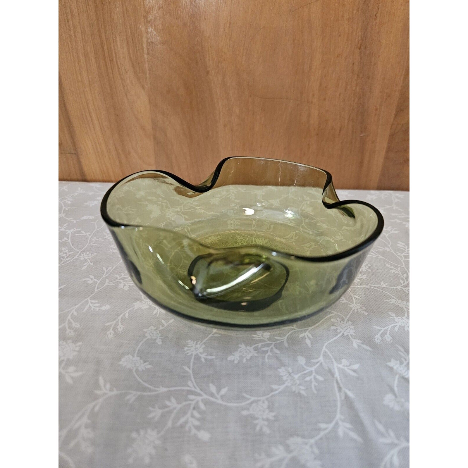 Vintage Anchor Hocking Glass Chip & Dip Bowl Set Green Glass RETRO 9.5" & 5"