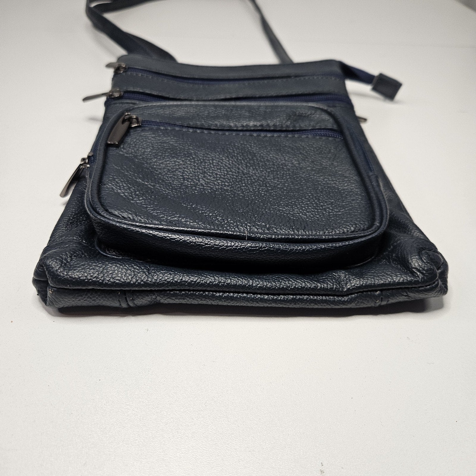 Krediz Leather Navy Blue Crossbody Bag Travel Purse 5 Compartments