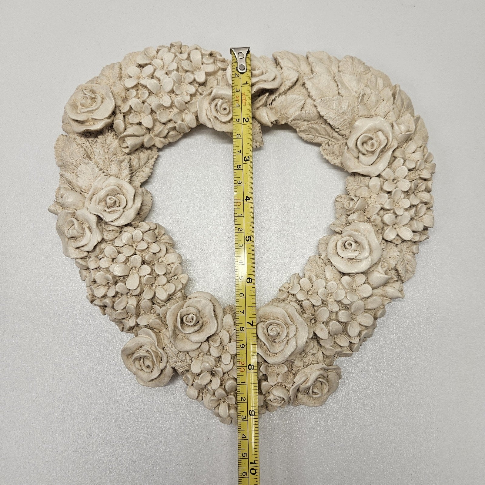 Vintage 90s Resin Floral Heart Hydrangea Wreath Wall Hanging Cottage Shabby Chic