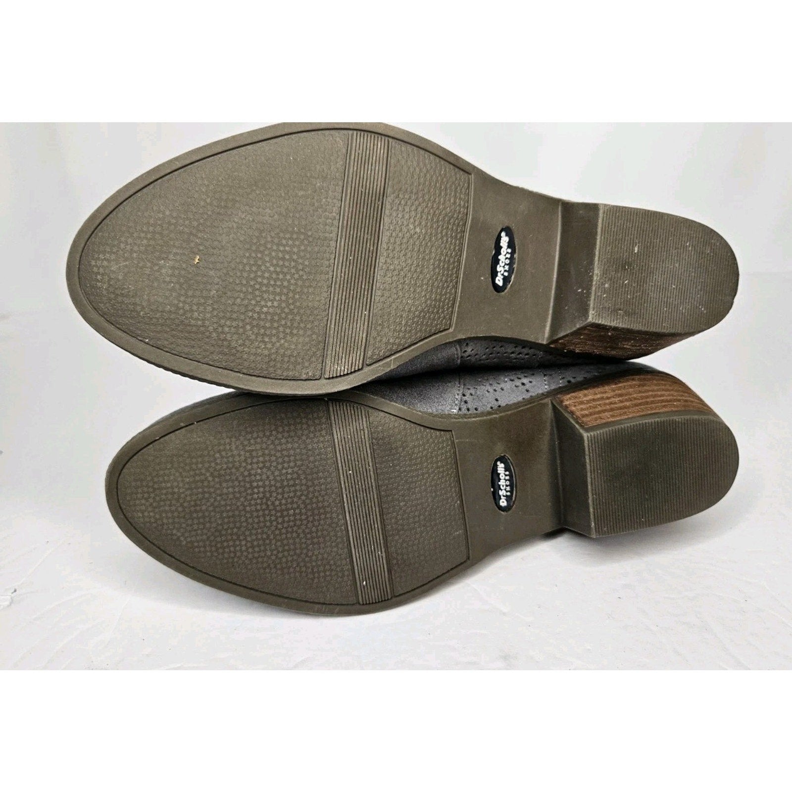 DR. SCHOLL'S Women's Dark Shadow Grey Brianna Perforated Block-Heel Booties SZ 8