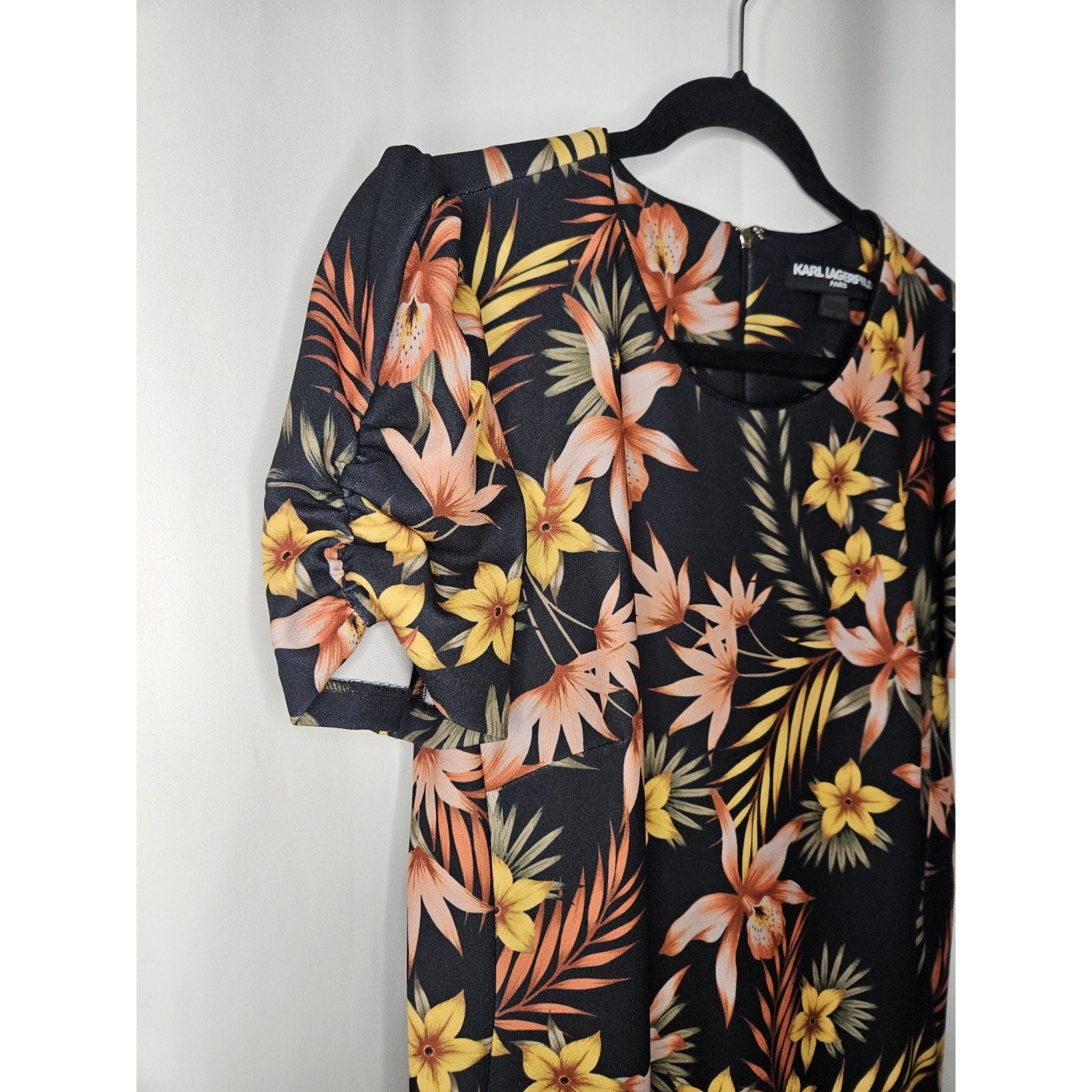 Karl Lagerfeld Dress Black Floral Dress A-Line Mini Short Sleeve Stretch Size 12