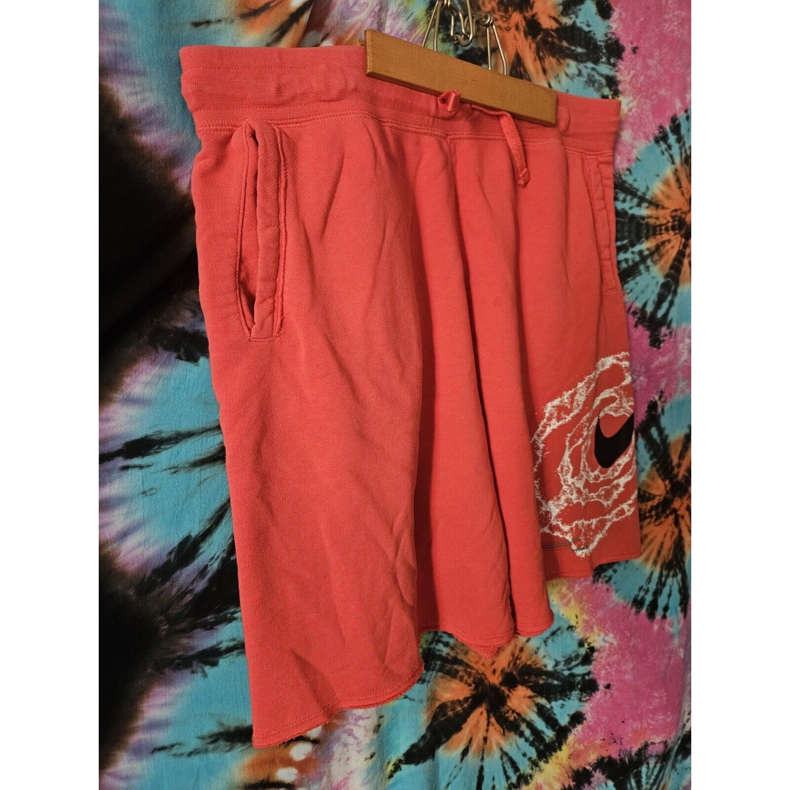 Nike Space To Dream Loose Fit Sweat Shorts Size XL Coral CZ8960