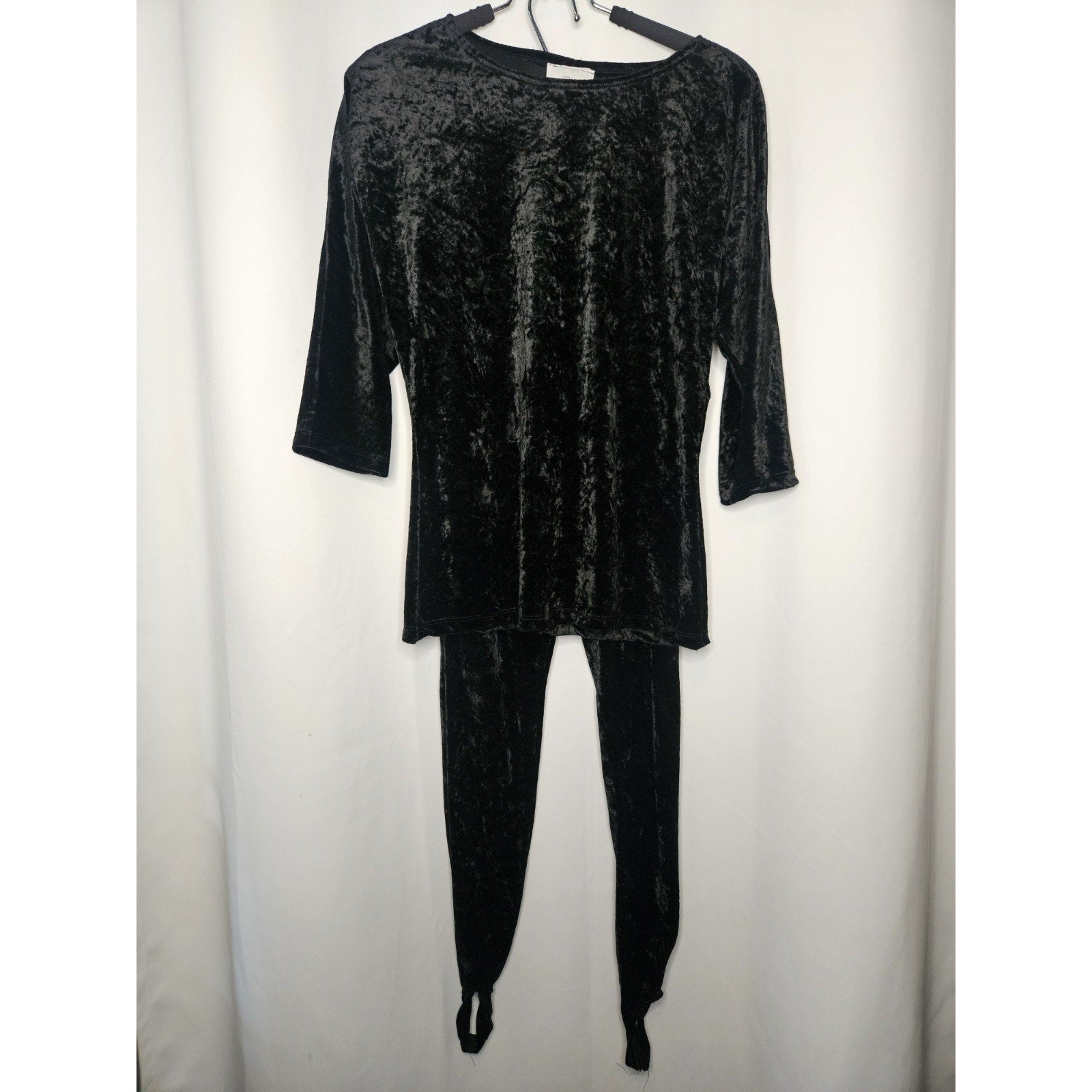 Vintage 90s My Michelle Black Velvet 3/4 Sleeve Shirt Stirrup Leggings Set