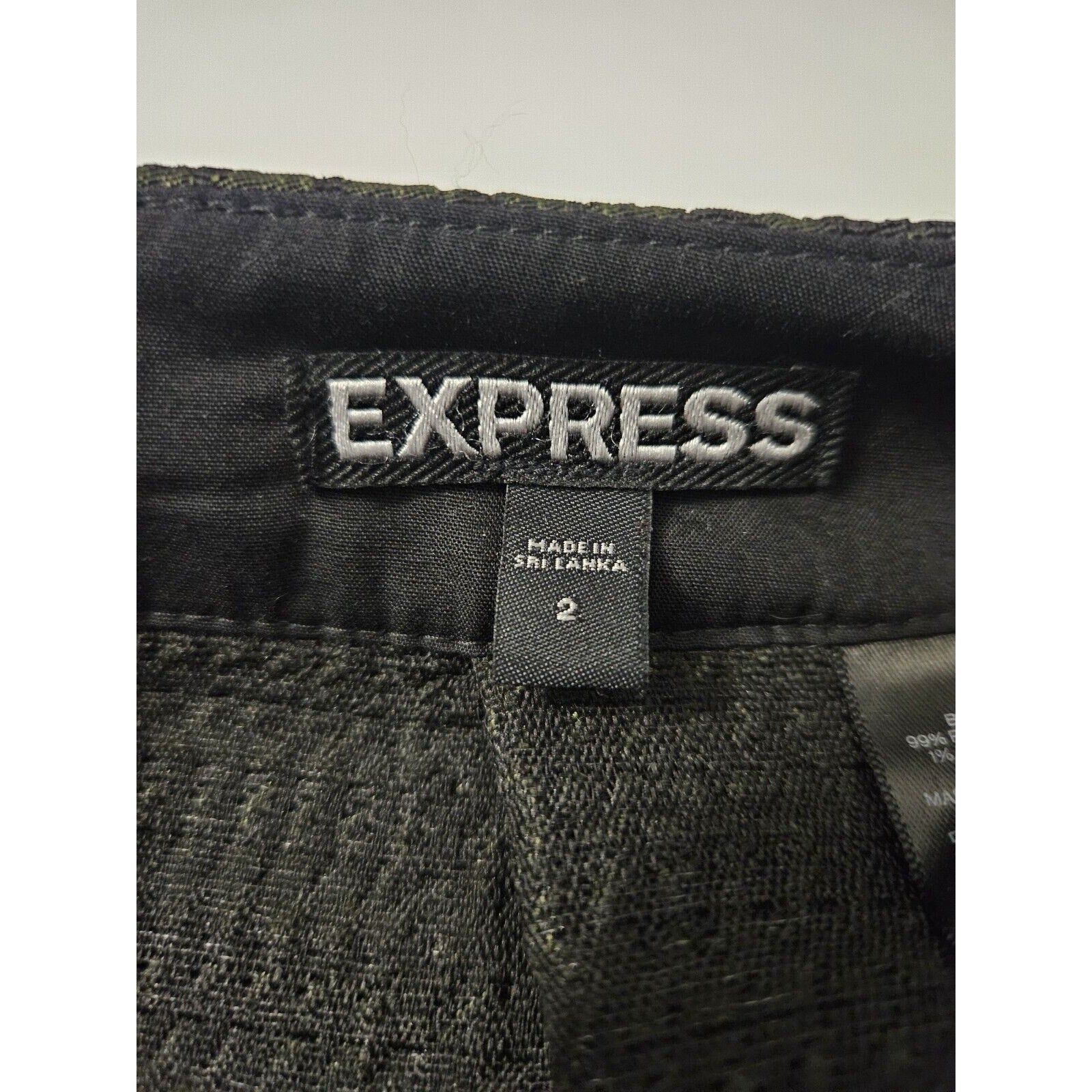 Express Low Rise Mini Skirt Womens Size 2 Green Black Hounds tooth Print Y2K