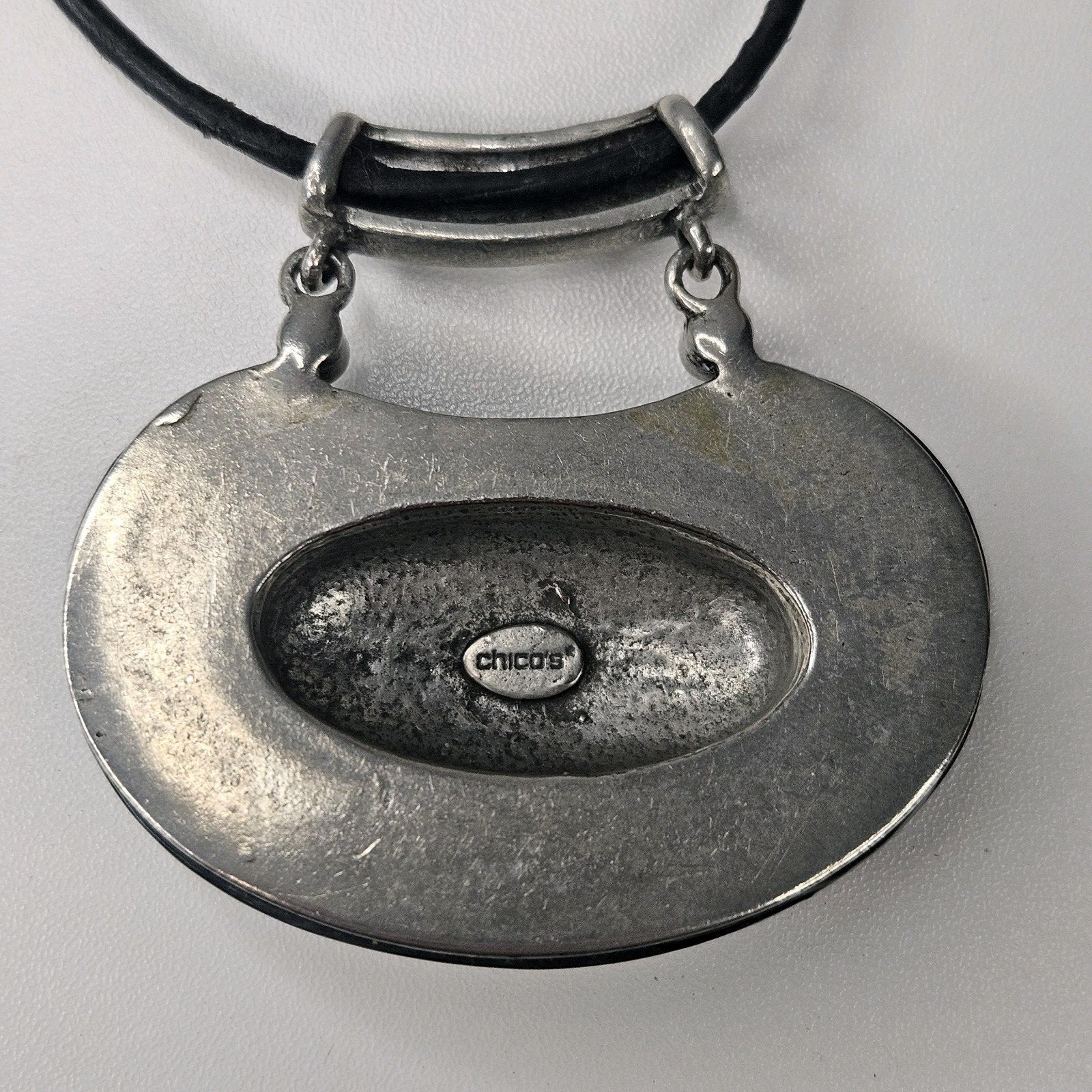 CHICO'S Necklace Black Stone & Pewter Tone Pendant Black Cord Chain