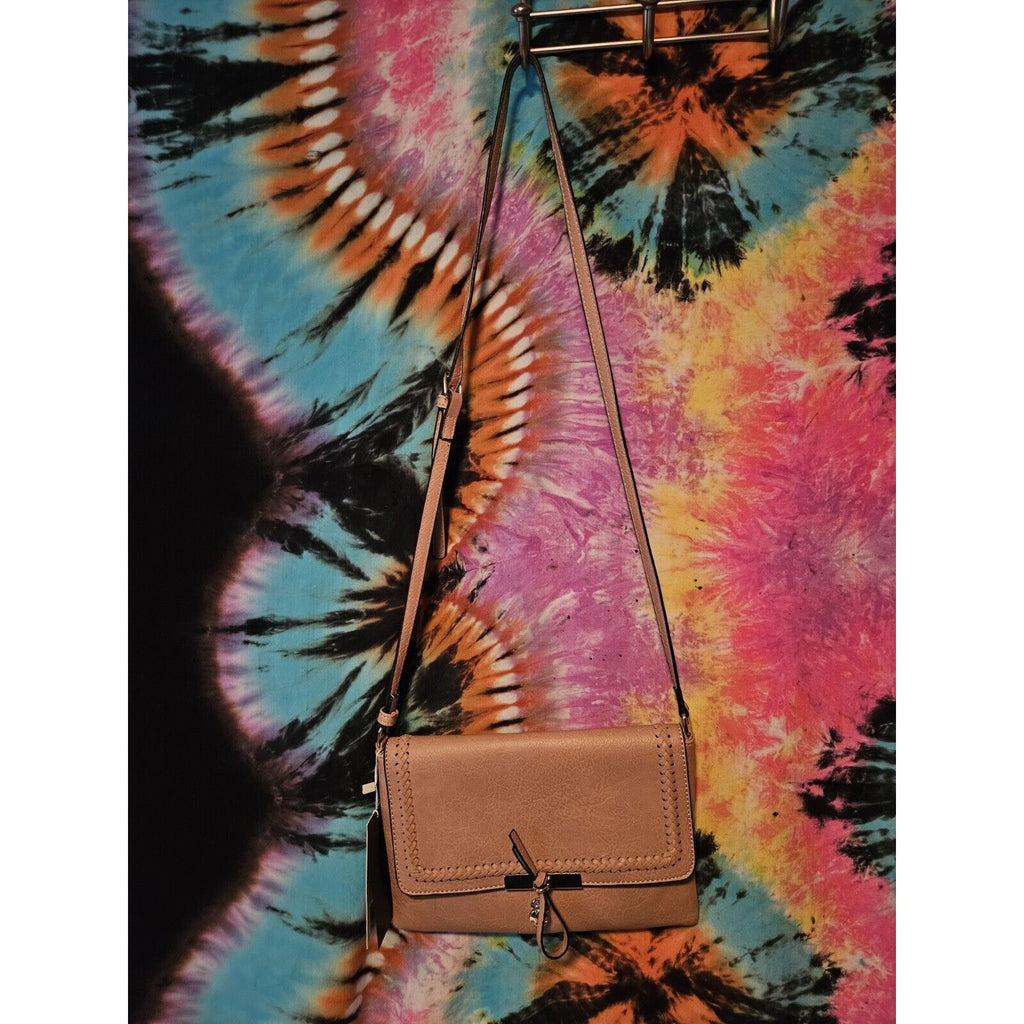 NWT Le Miel Light Blush Nude Vegan Leather Adjustable Strap Crossbody Bag Purse