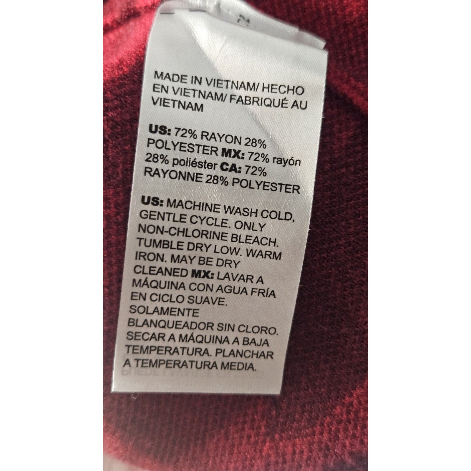 Chico’s Zip Back Mock Neck Red Knit Sweater Classic Fit 3/4 Sleeves Size 3 XL
