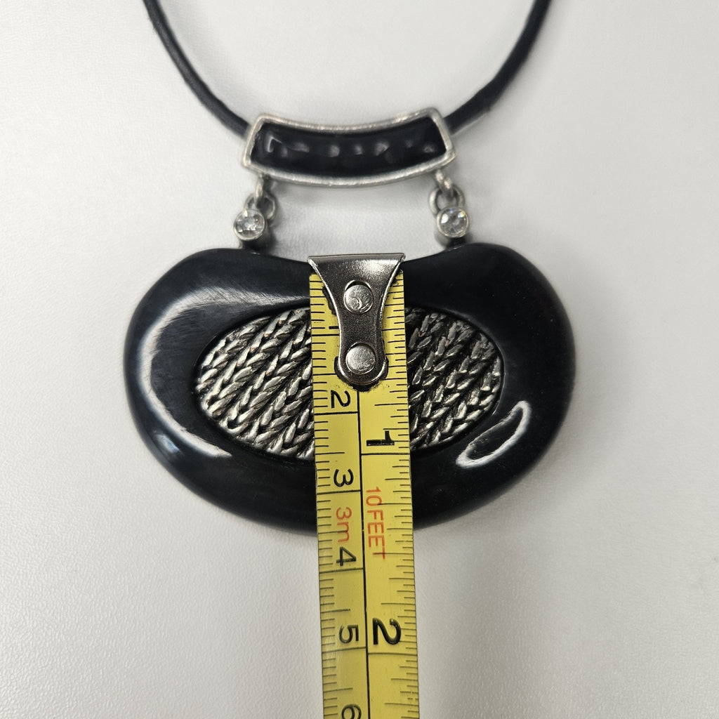 CHICO'S Necklace Black Stone & Pewter Tone Pendant Black Cord Chain
