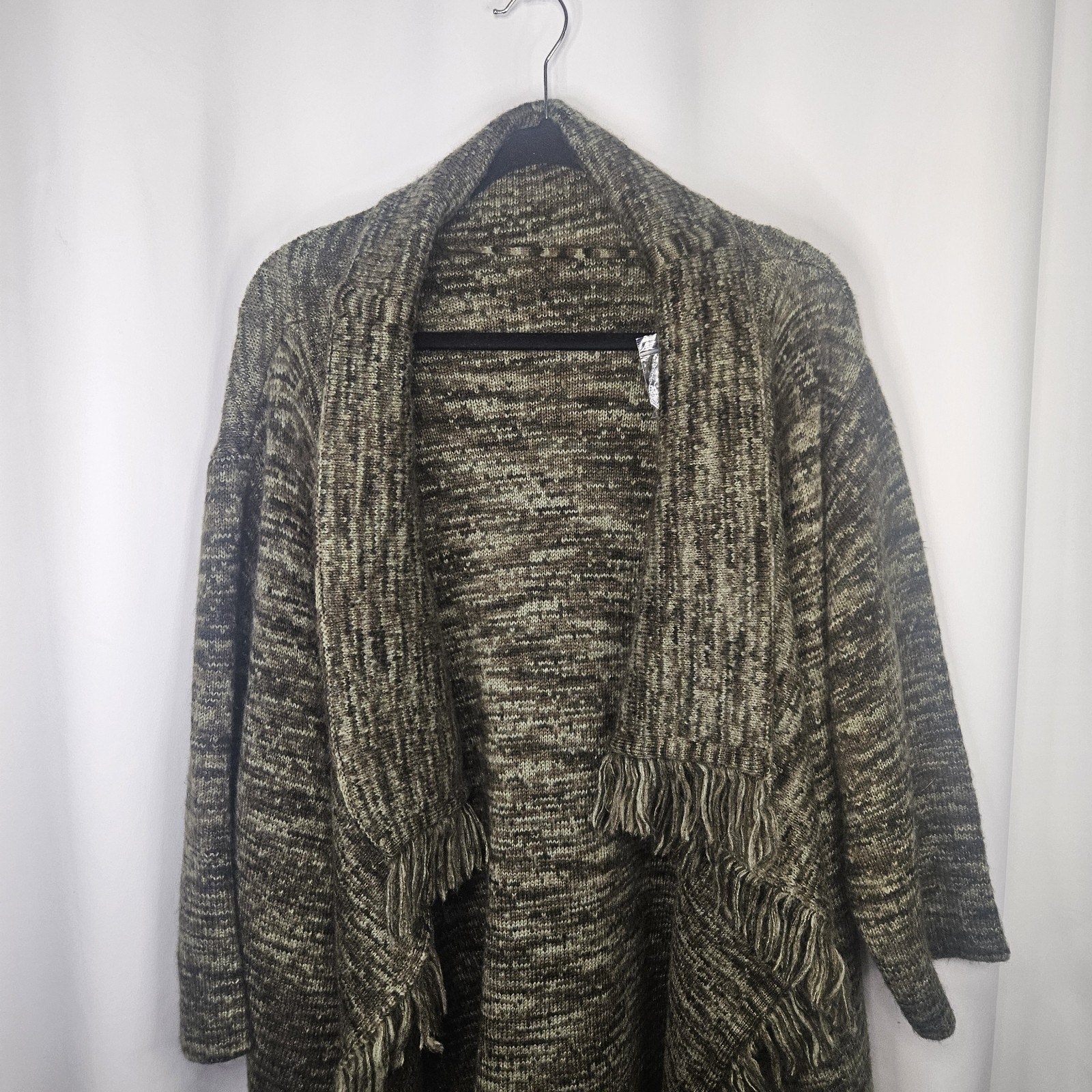 G.I.L.I. Women's Knit Sweater Cardigan Green Open Fringe M-XL PETITE NWOT Boho