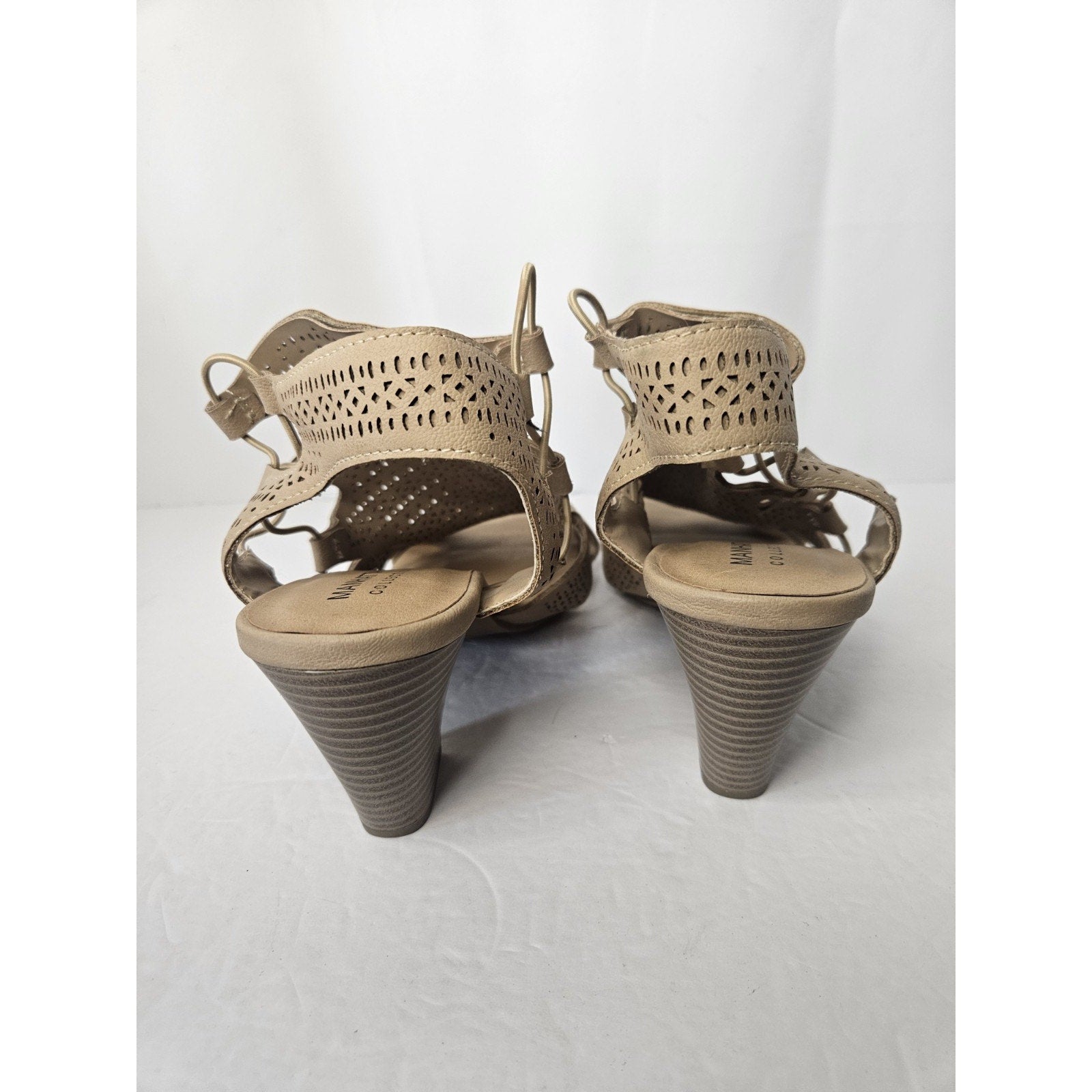Manhattan Collection Women Heels Taupe Size US 10 Stretchy Cut Outs Sandals