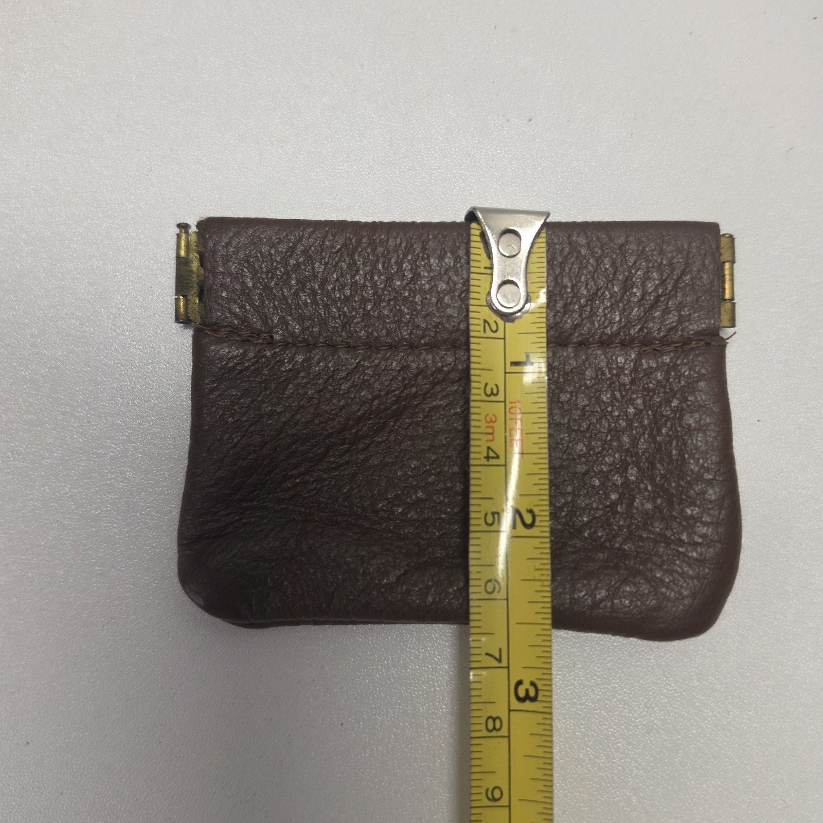Vintage Brown Leather Squeeze Coin Purse Change Pouch Key Holder Spring Frame
