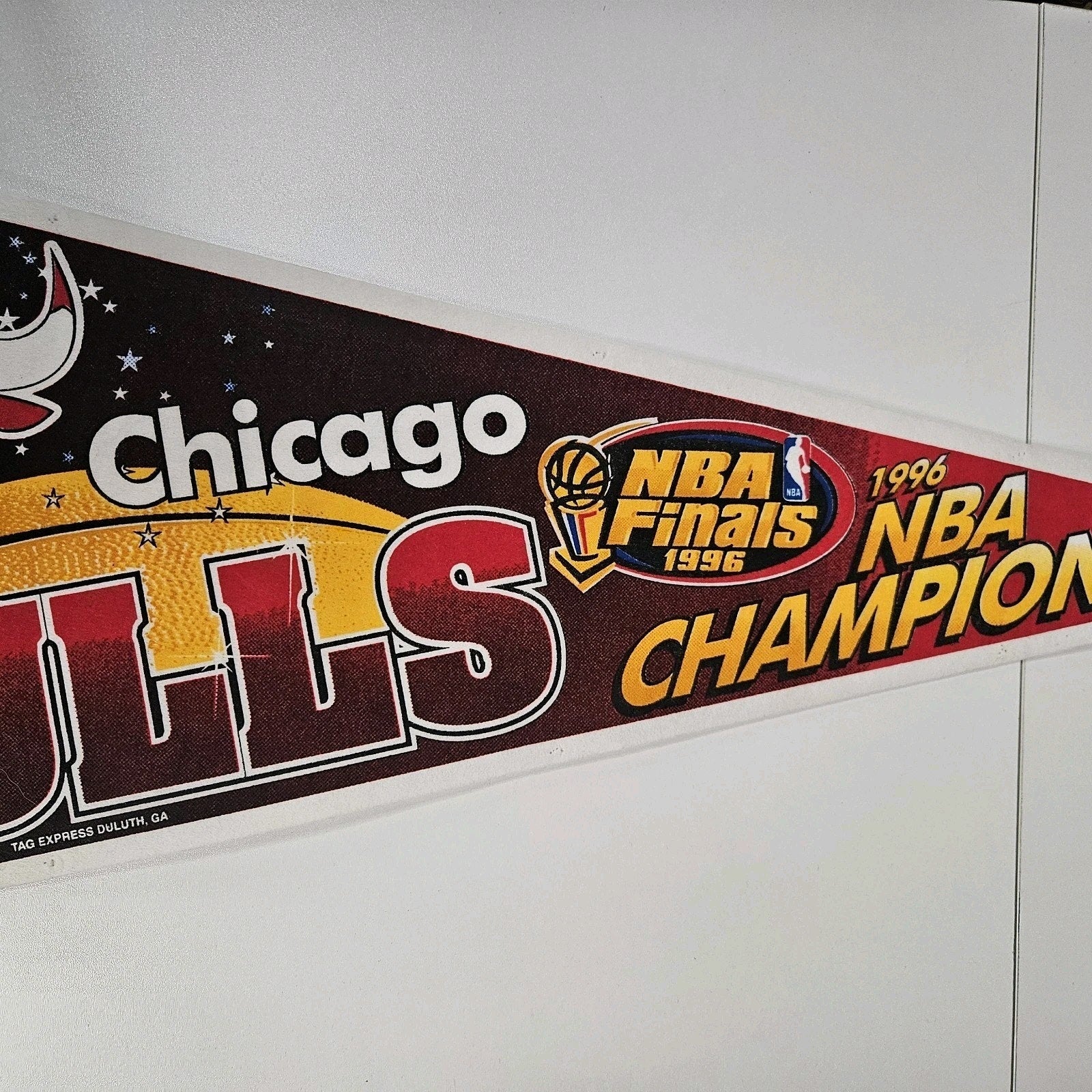 1996 Chicago Bulls NBA Finals 30x12 Felt Pennant Michael Jordan 90s Vintage
