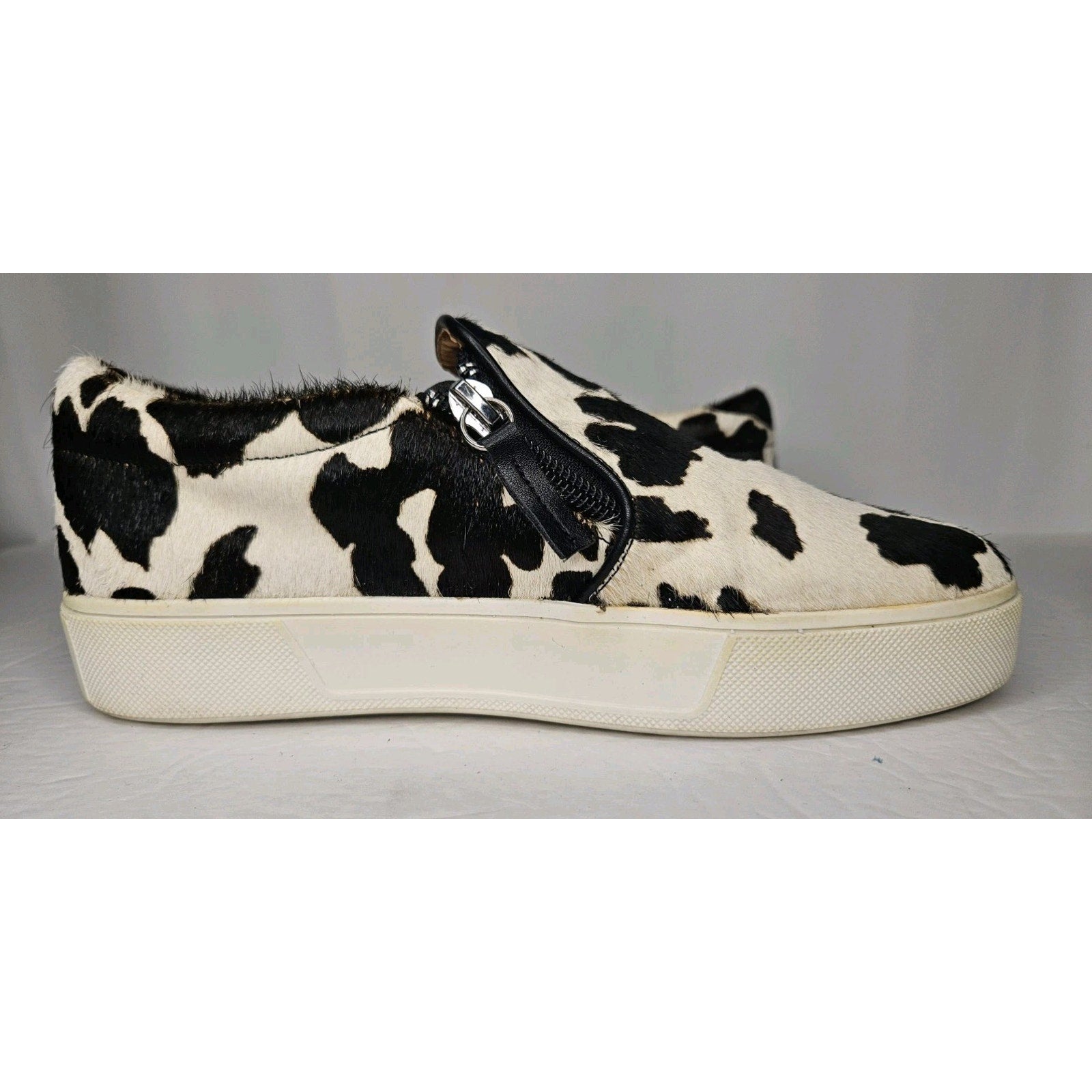 Very Volatile Women's Size 7.5 Normande Sneakers Black White Cow Print Real Fur