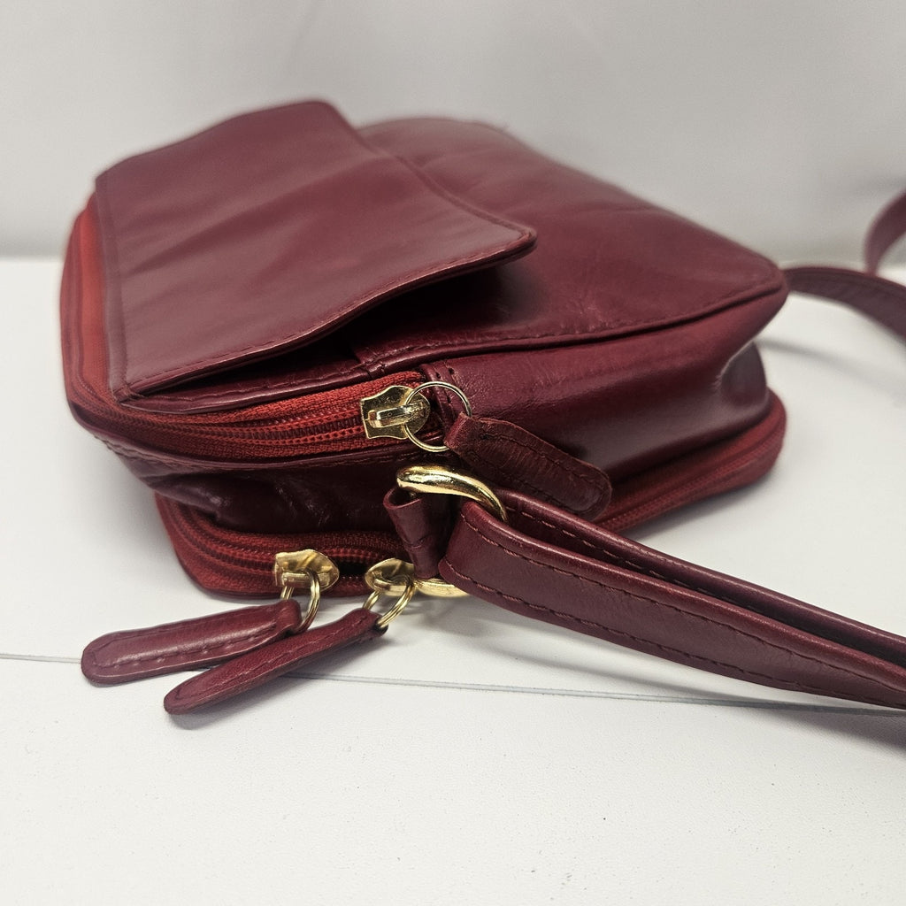 Vintage Brick Red Alpha Leather Shoulder Crossbody Bag Satchel Purse Zip Around