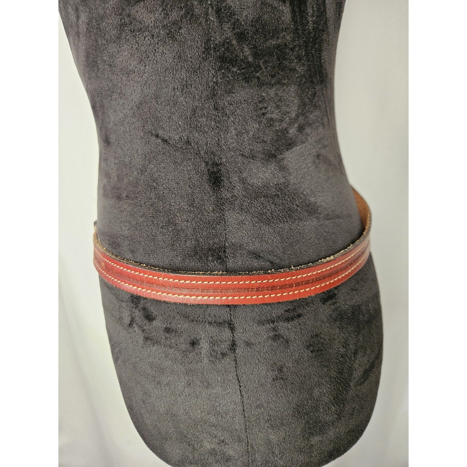 Vintage Levi Strauss & Co Red Leather Belt 34" Levi's Skinny 3/4" Stitched USA