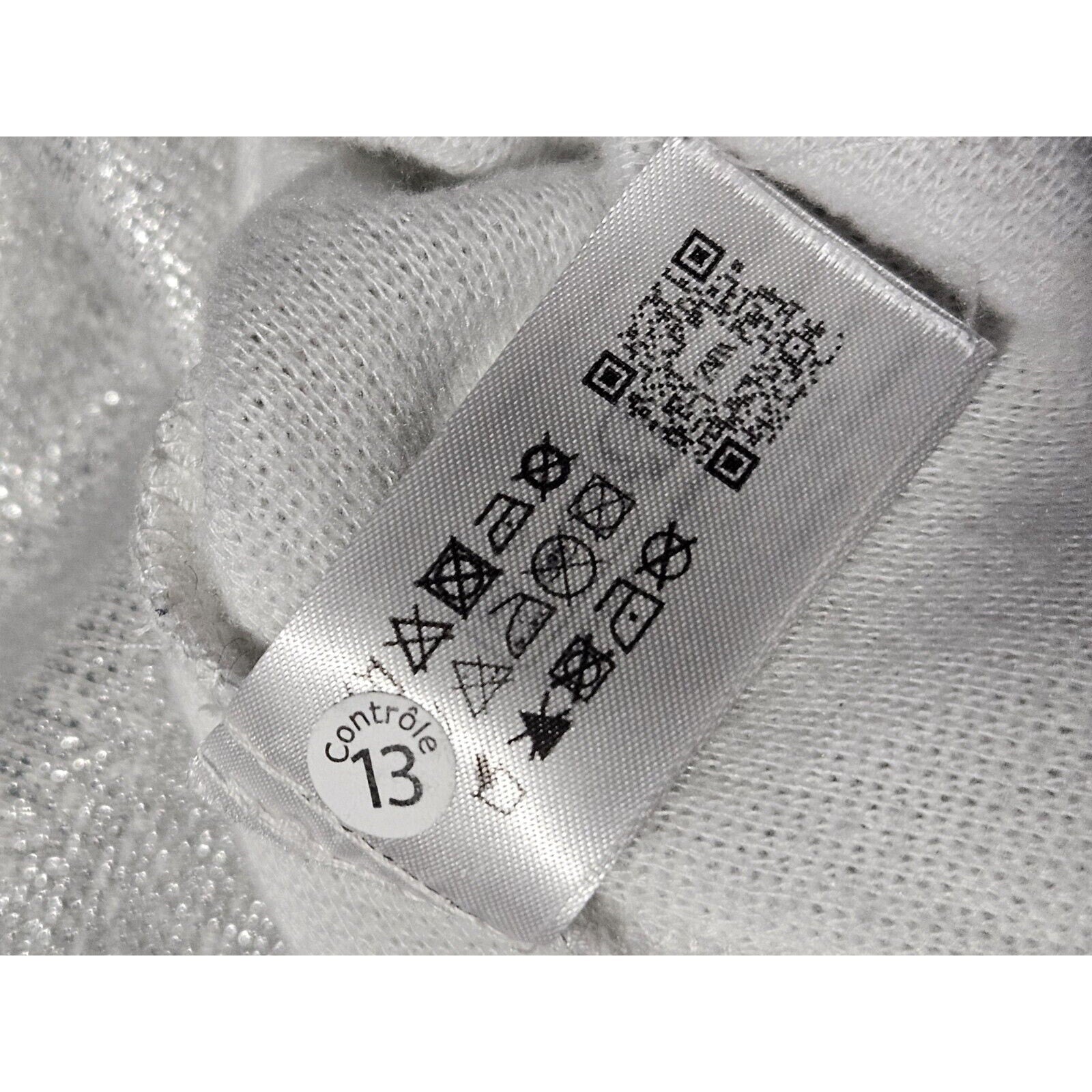 Zara Pullover Sweater White With Silver Metallic Foil Accents Size Med 8-10